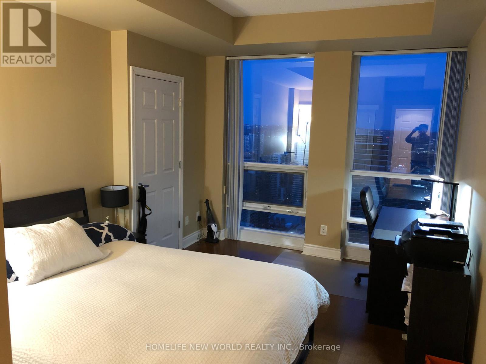 4802 - 763 Bay Street, Toronto, Ontario  M5G 2R3 - Photo 10 - C13216112