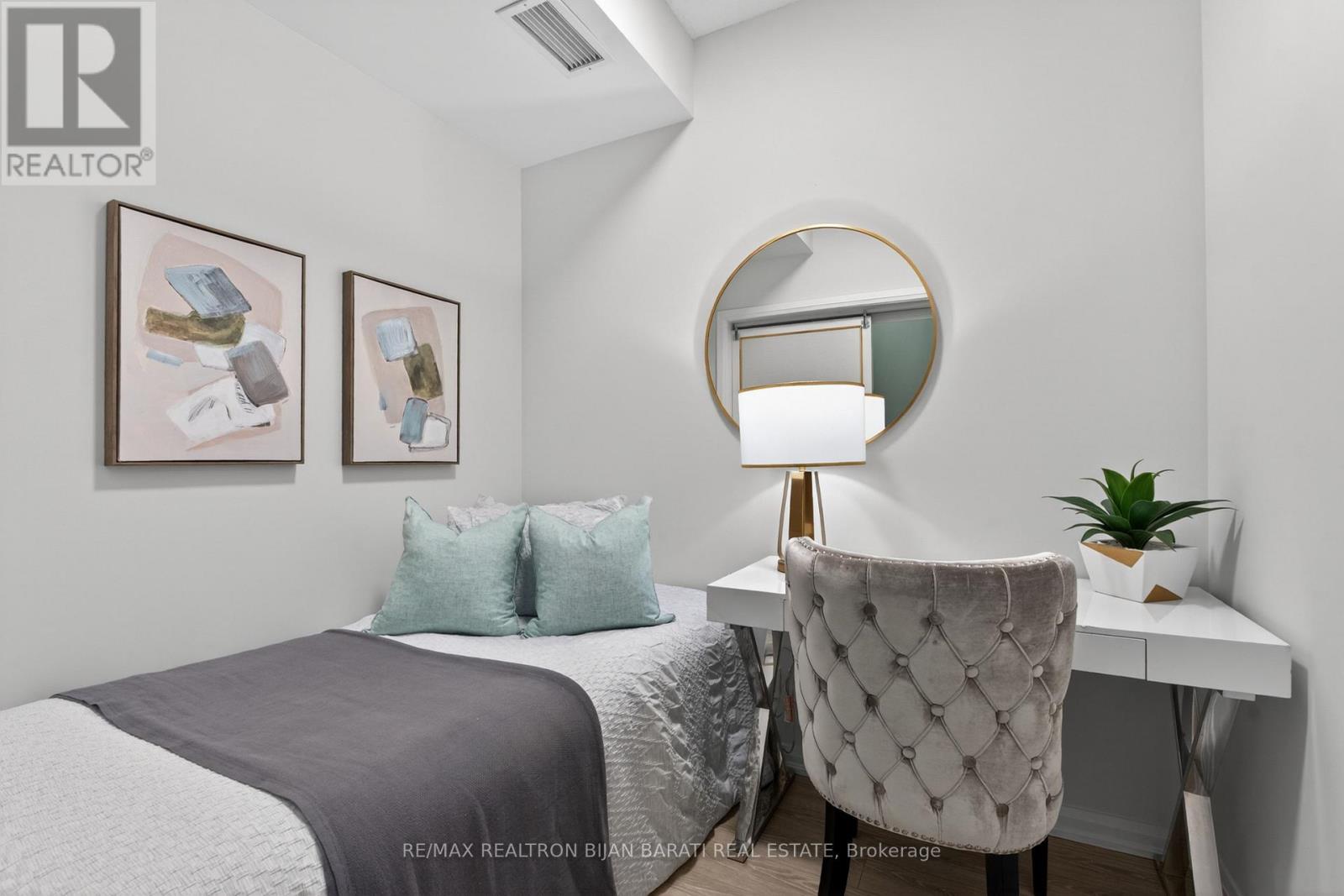 618 - 35 Hayden Street, Toronto, Ontario  M4Y 3C3 - Photo 20 - C13216220