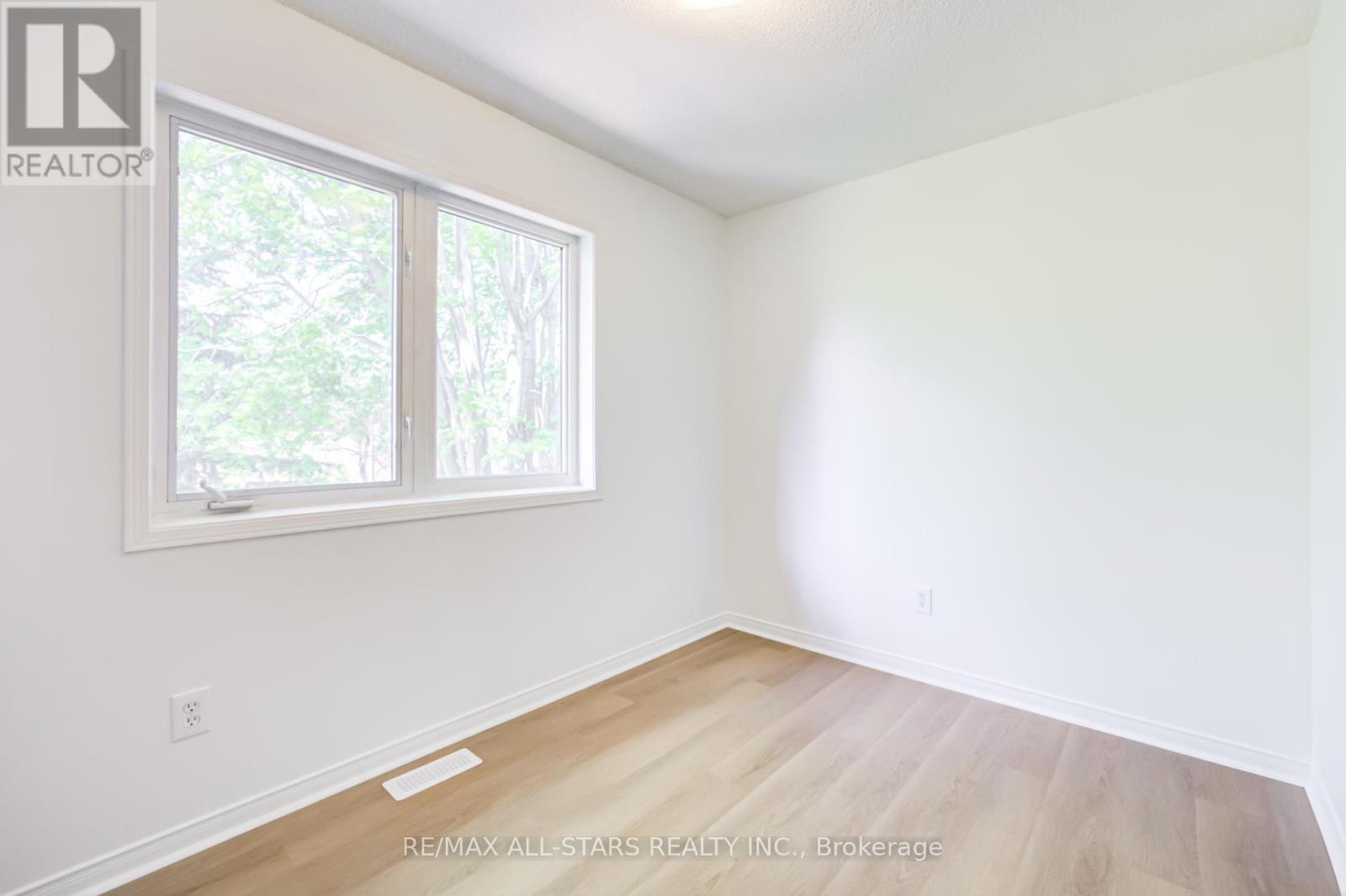 51 Playfair Road, Whitby, Ontario  L1N 9S6 - Photo 26 - E13216052