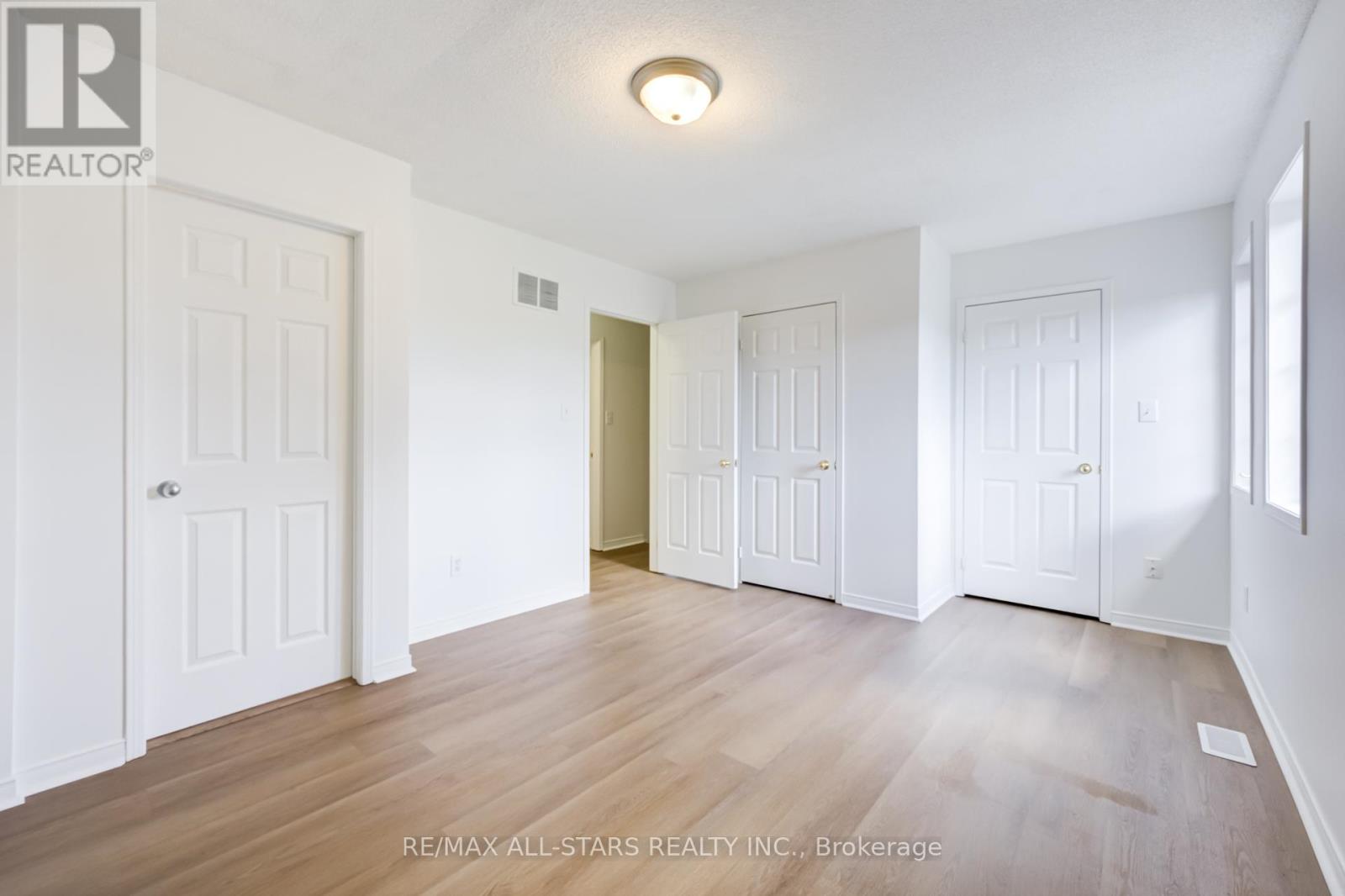 51 Playfair Road, Whitby, Ontario  L1N 9S6 - Photo 29 - E13216052