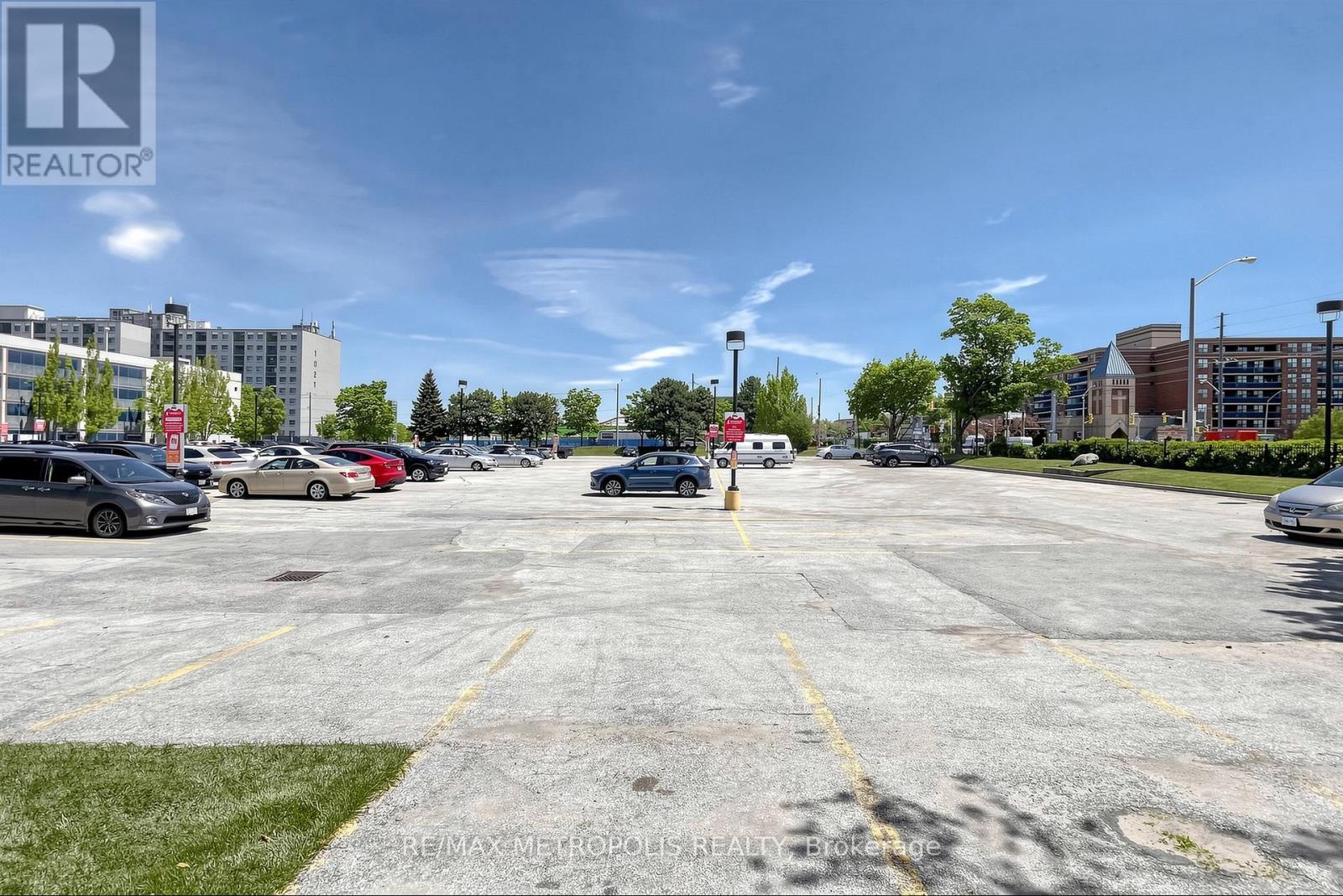 200 - 2206 Eglinton Avenue, Toronto, Ontario  M1L 2N3 - Photo 7 - E13216066