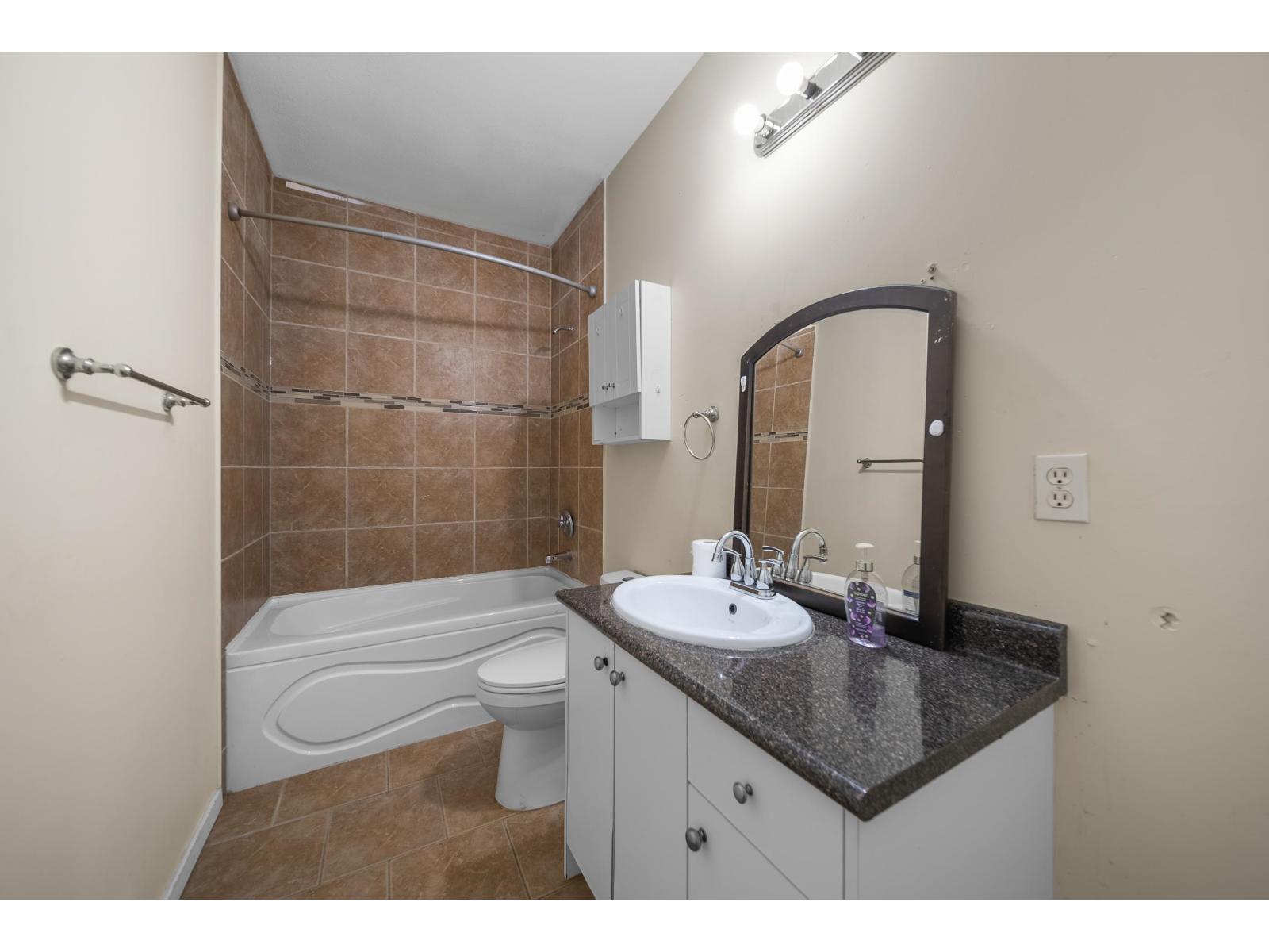 35011 Townshipline Road, Abbotsford, British Columbia  V3G 1R5 - Photo 34 - R3129084