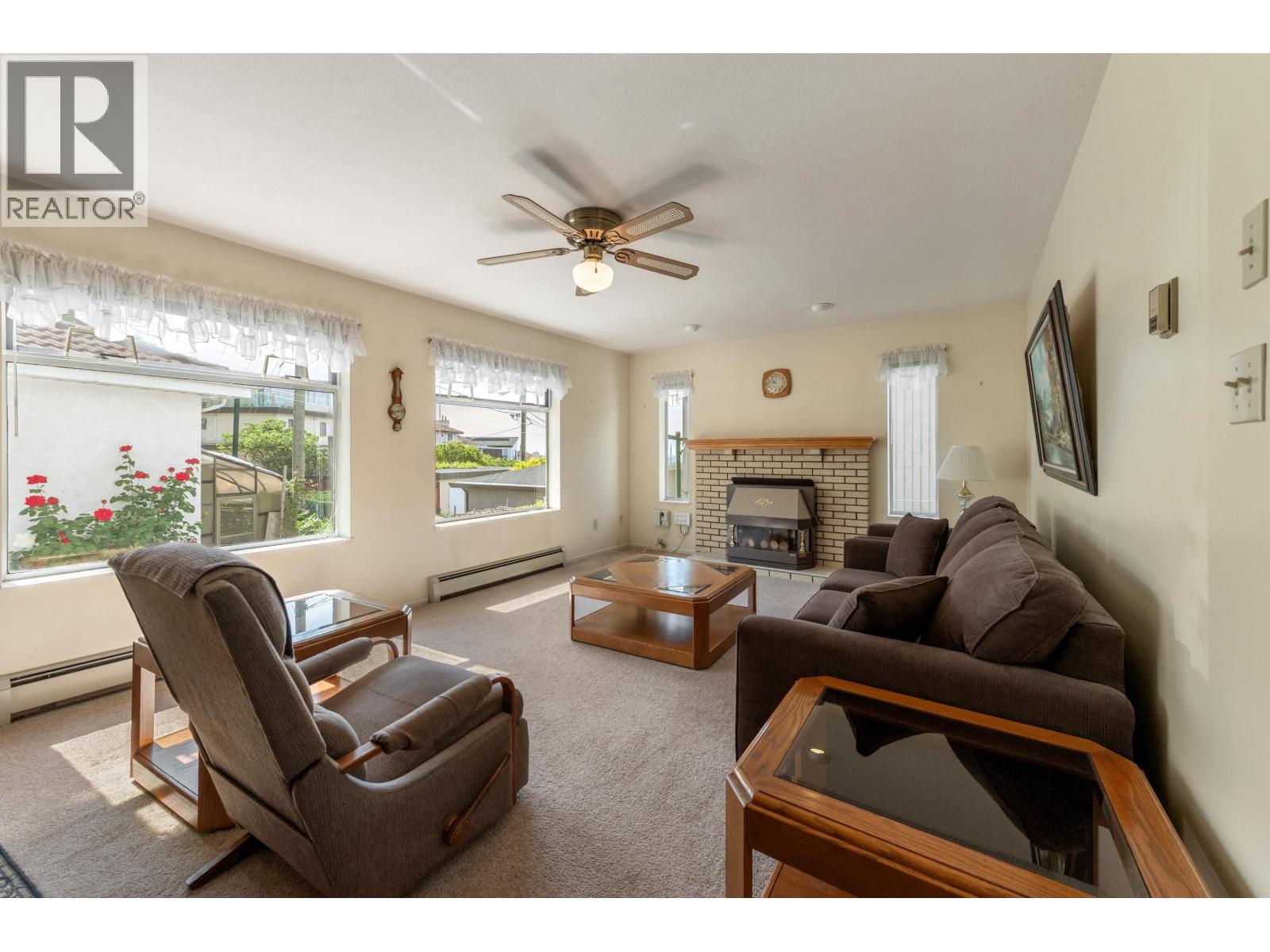 7416 Jasper Crescent, Vancouver, British Columbia  V5P 3S5 - Photo 14 - R3125973