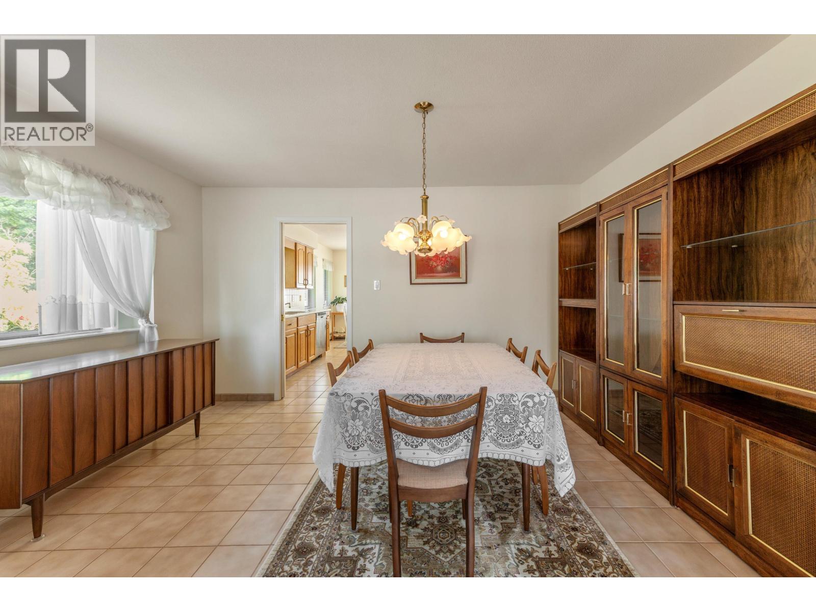 7416 Jasper Crescent, Vancouver, British Columbia  V5P 3S5 - Photo 12 - R3125973