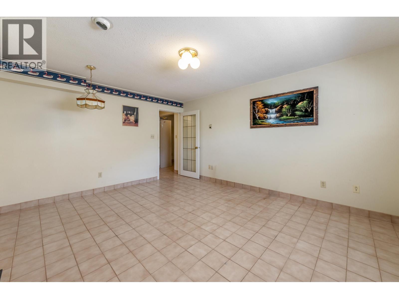 7416 Jasper Crescent, Vancouver, British Columbia  V5P 3S5 - Photo 30 - R3125973