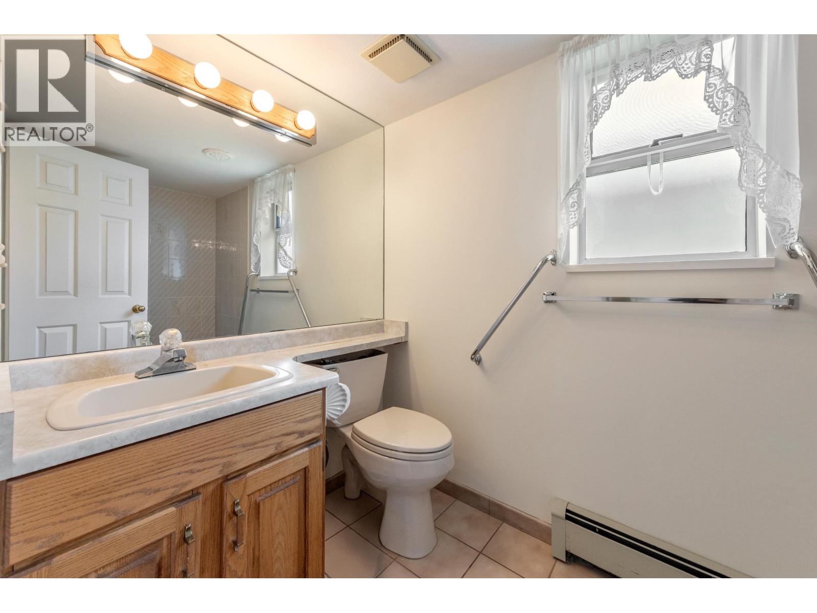 7416 Jasper Crescent, Vancouver, British Columbia  V5P 3S5 - Photo 29 - R3125973