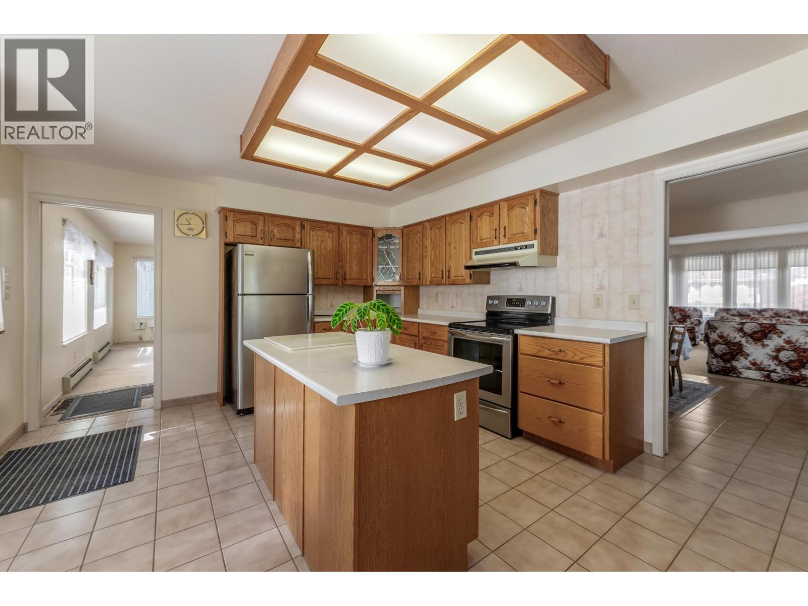 7416 Jasper Crescent, Vancouver, British Columbia  V5P 3S5 - Photo 15 - R3125973