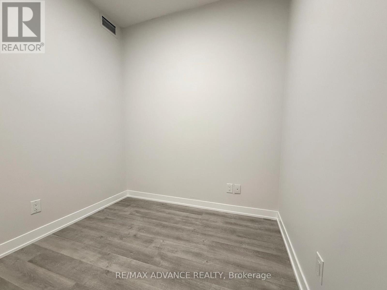 1225 - 8119 Birchmount Road, Markham, Ontario  L6G 0H5 - Photo 10 - N13216028