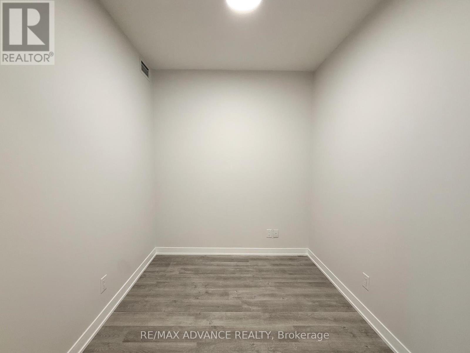 1225 - 8119 Birchmount Road, Markham, Ontario  L6G 0H5 - Photo 8 - N13216028