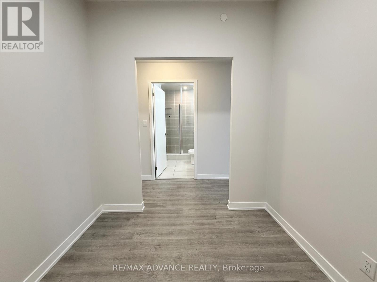 1225 - 8119 Birchmount Road, Markham, Ontario  L6G 0H5 - Photo 9 - N13216028