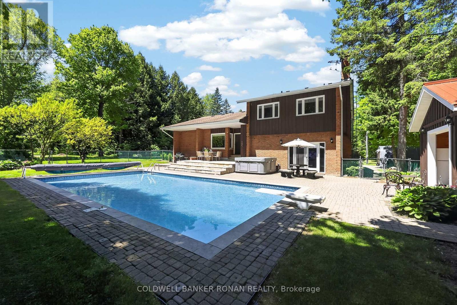 5565 5th Line, New Tecumseth, Ontario  L0G 1W0 - Photo 33 - N13216054
