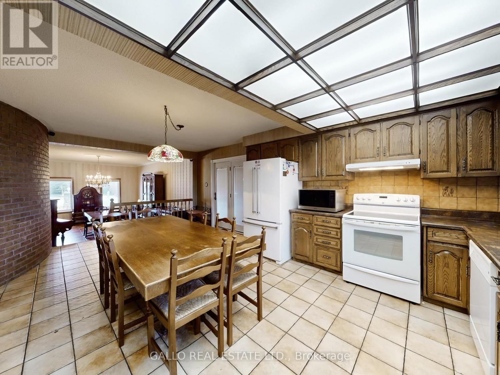 106 Duncan Road, Richmond Hill, Ontario  L4C 6J7 - Photo 19 - N13216096