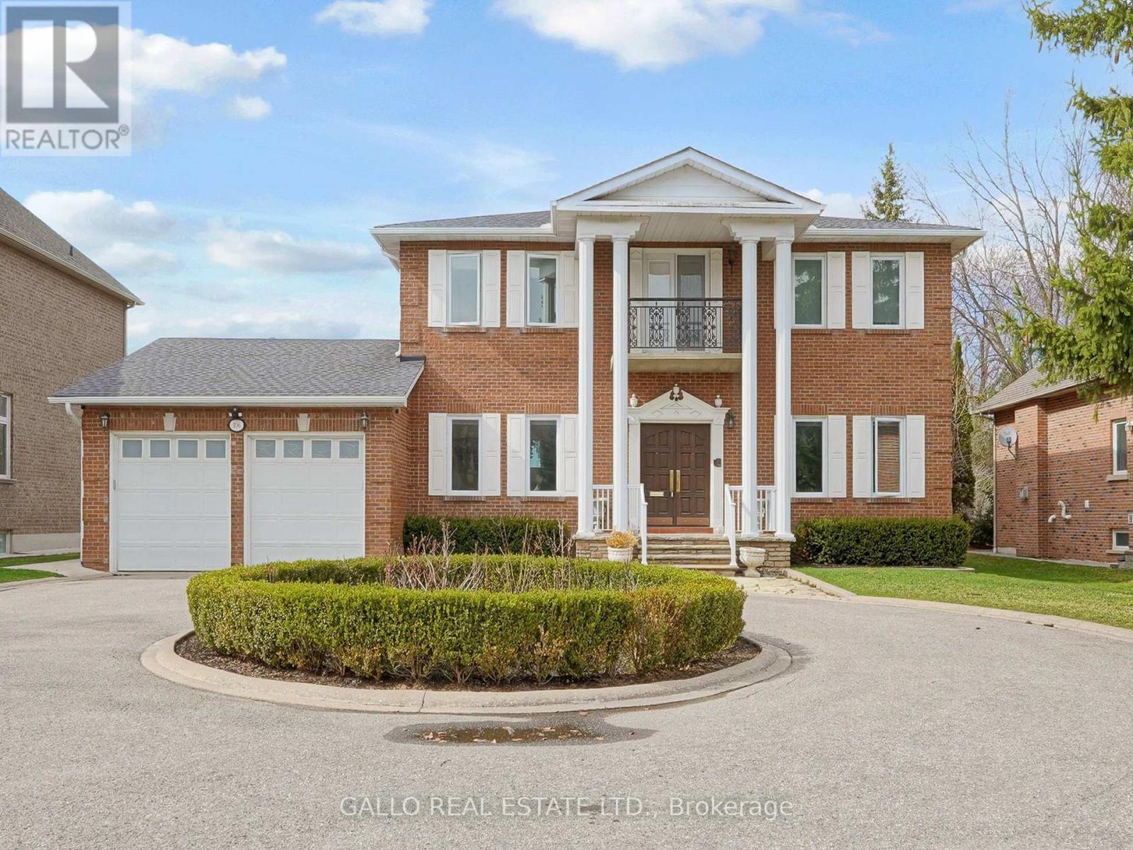 106 Duncan Road, Richmond Hill, Ontario  L4C 6J7 - Photo 2 - N13216096
