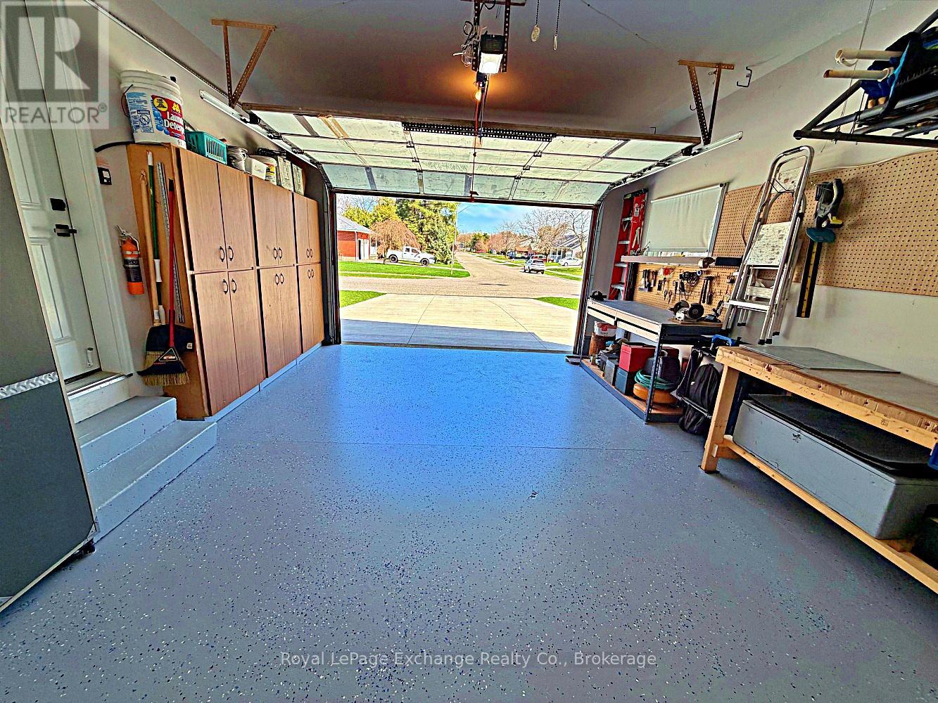 524 Lynden Crescent, Kincardine, Ontario  N2Z 3B1 - Photo 32 - X13052584
