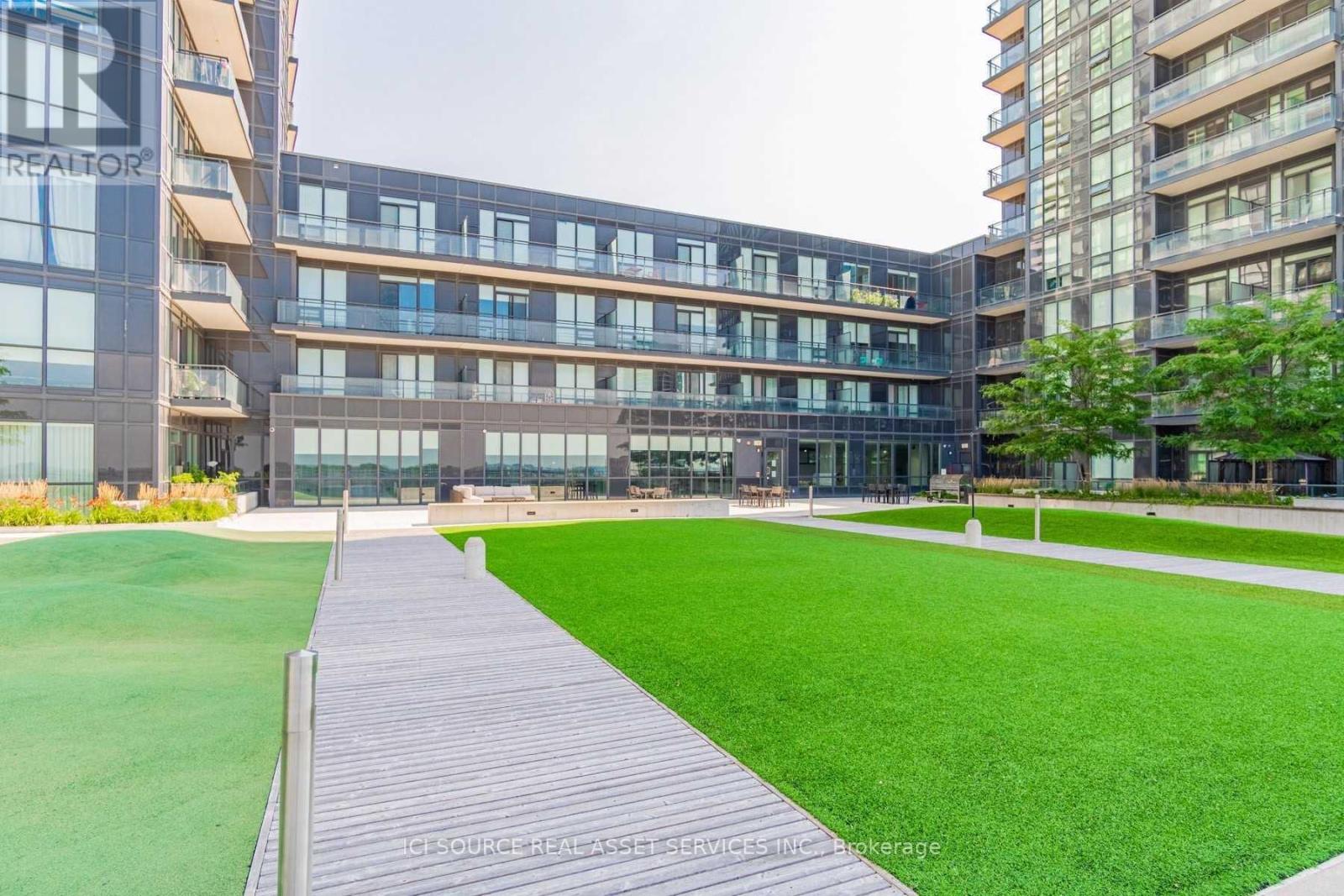 1909 - 4011 Brickstone Mews, Mississauga, Ontario  L5B 0G3 - Photo 10 - W13215998