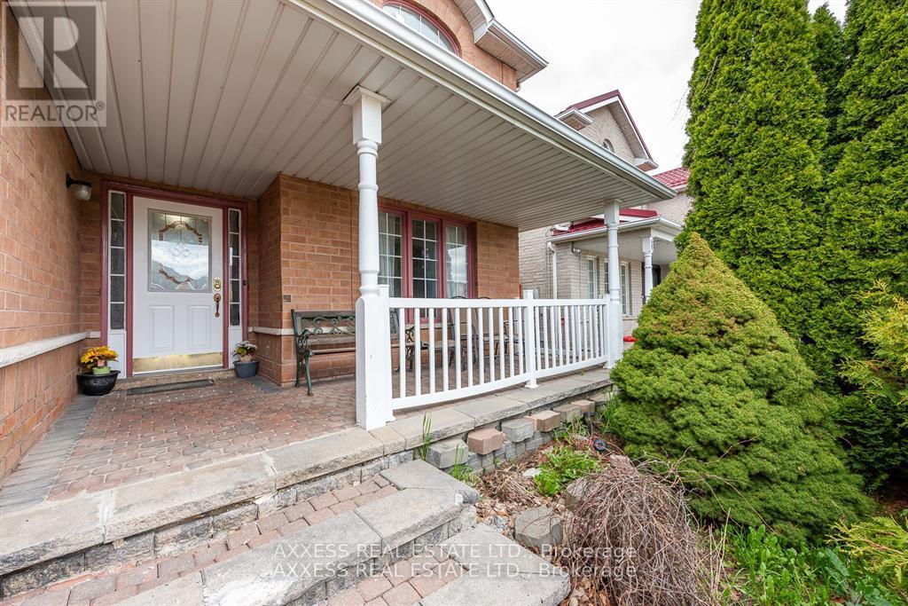 975 Bristol Road W, Mississauga, Ontario  L5V 2N9 - Photo 2 - W13216012