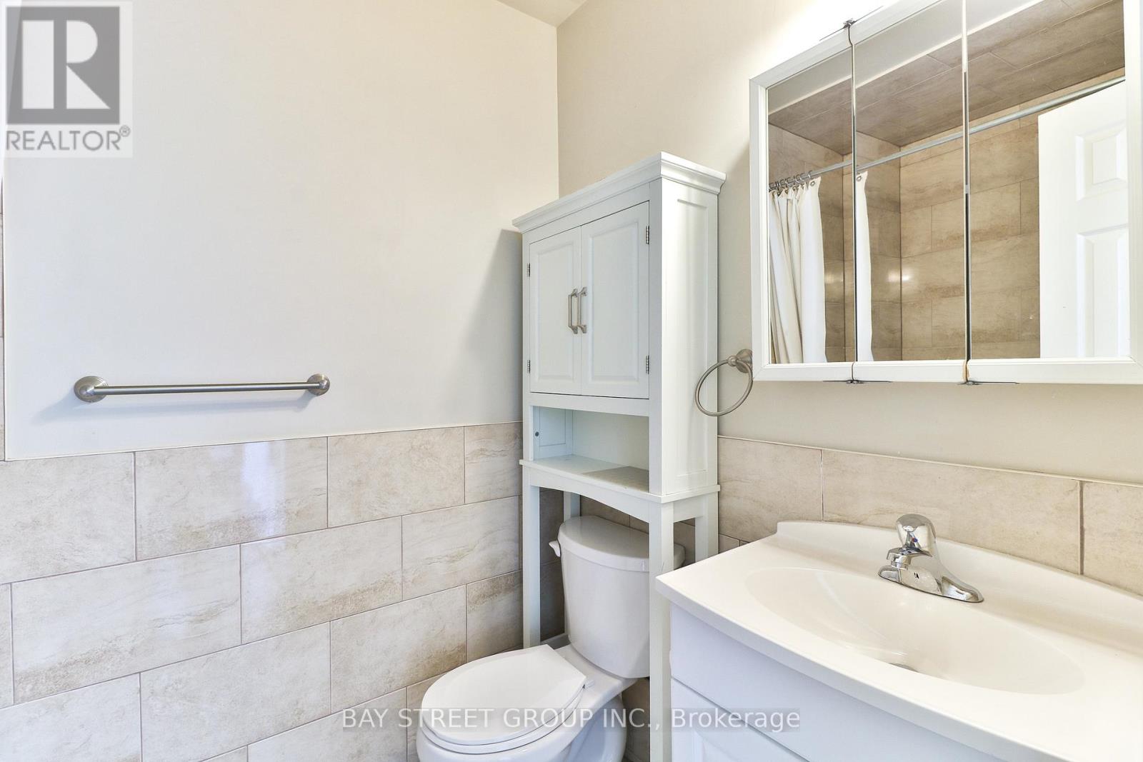 489 Fergo Avenue, Mississauga, Ontario  L5B 2J2 - Photo 13 - W13216068