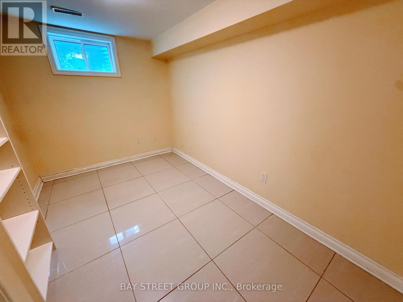 489 Fergo Avenue, Mississauga, Ontario  L5B 2J2 - Photo 19 - W13216068
