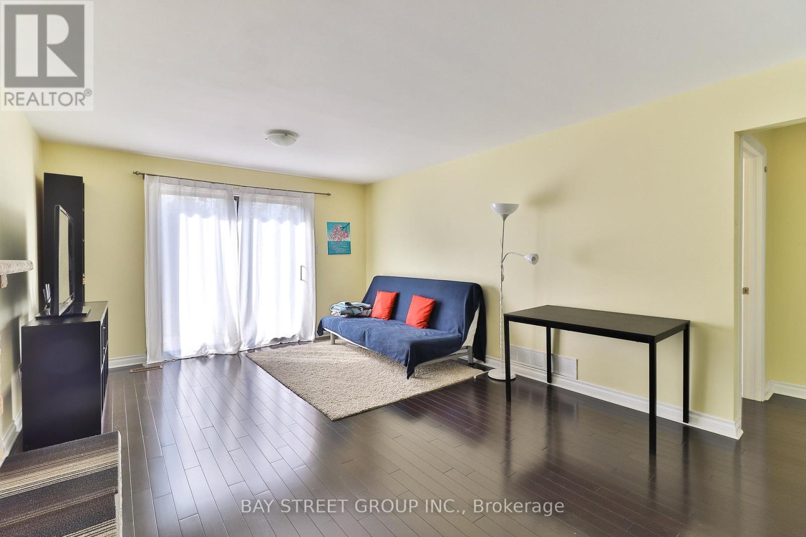 489 Fergo Avenue, Mississauga, Ontario  L5B 2J2 - Photo 9 - W13216068