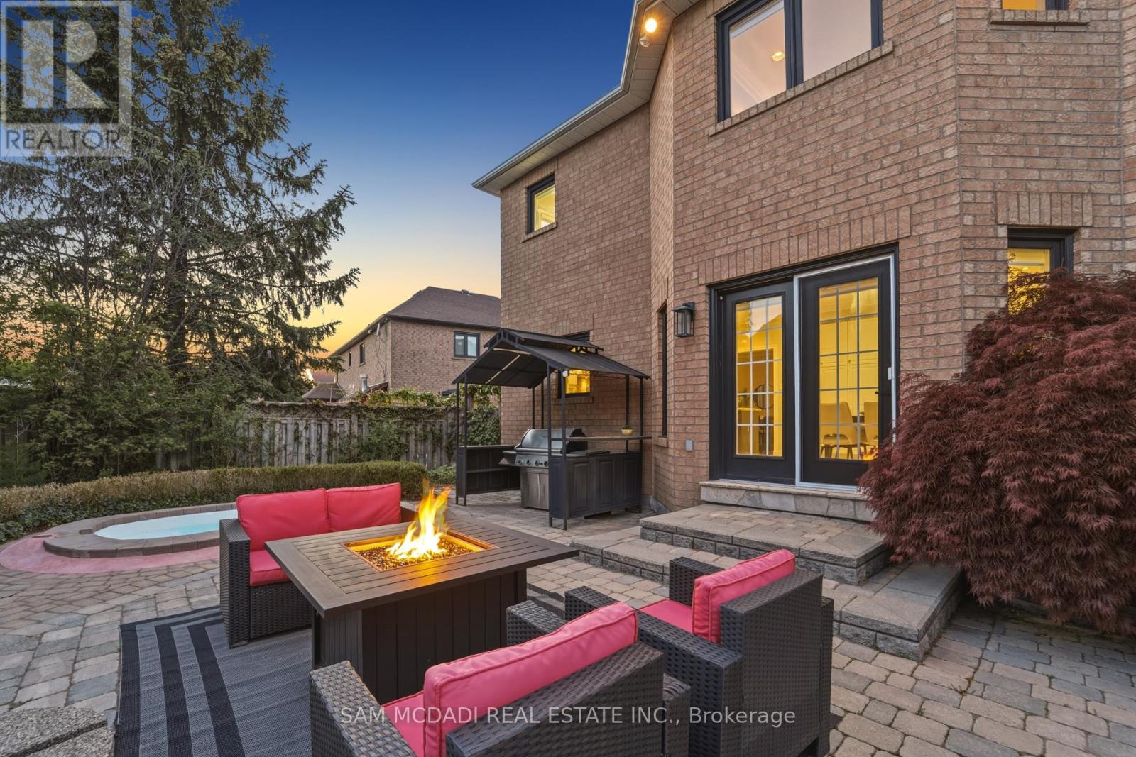 6311 Mulberry Crescent, Mississauga, Ontario  L5V 1B7 - Photo 11 - W13216132