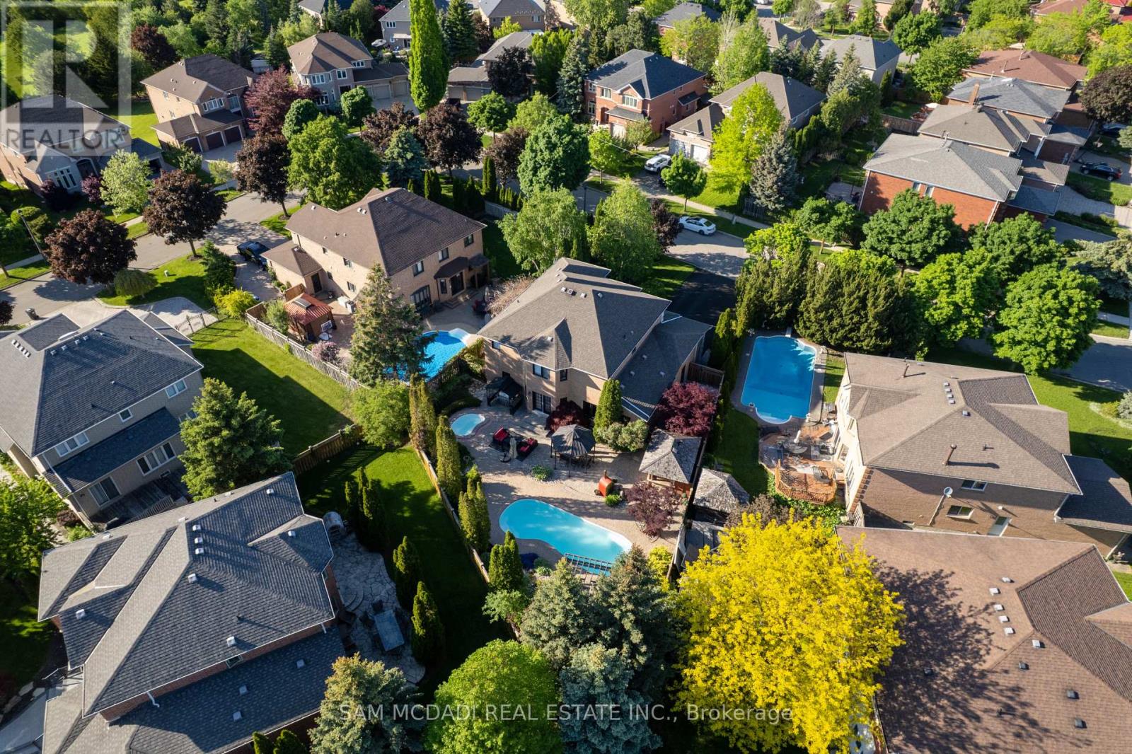 6311 Mulberry Crescent, Mississauga, Ontario  L5V 1B7 - Photo 5 - W13216132
