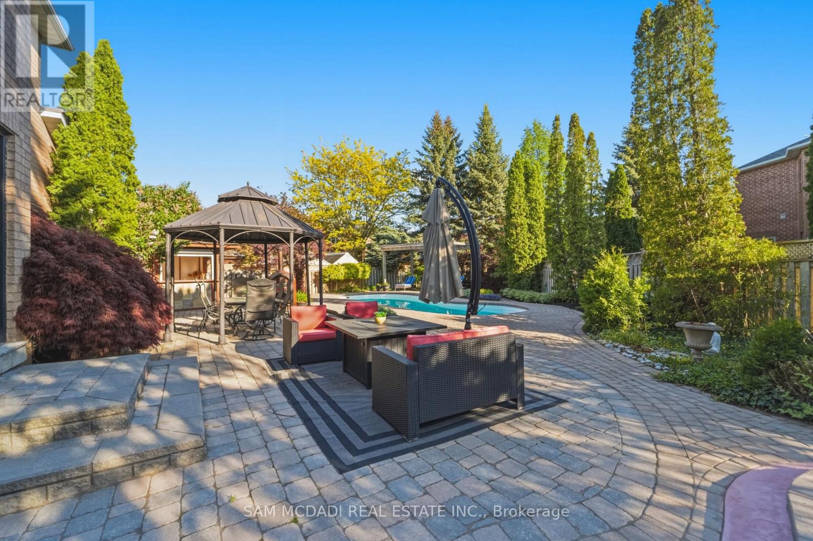 6311 Mulberry Crescent, Mississauga, Ontario  L5V 1B7 - Photo 9 - W13216132