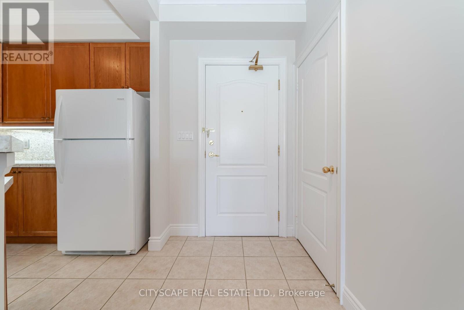 321 - 3351 Cawthra Road, Mississauga, Ontario  L5A 4N5 - Photo 7 - W13216148