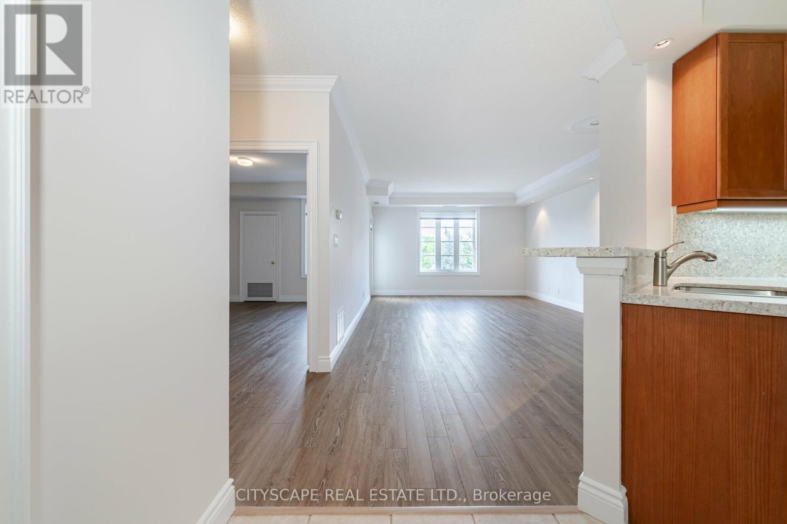 321 - 3351 Cawthra Road, Mississauga, Ontario  L5A 4N5 - Photo 8 - W13216148