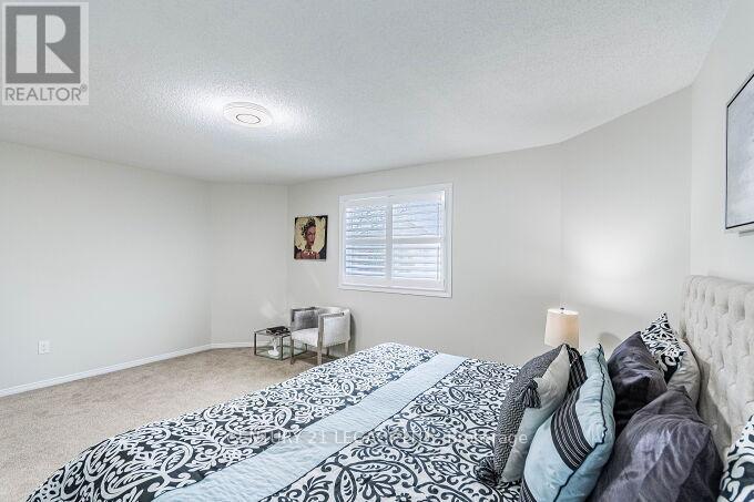 4110 Forest Run Avenue, Burlington, Ontario  L7M 4L7 - Photo 32 - W13216152