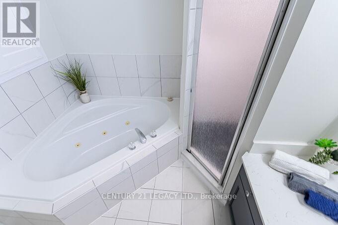 4110 Forest Run Avenue, Burlington, Ontario  L7M 4L7 - Photo 35 - W13216152