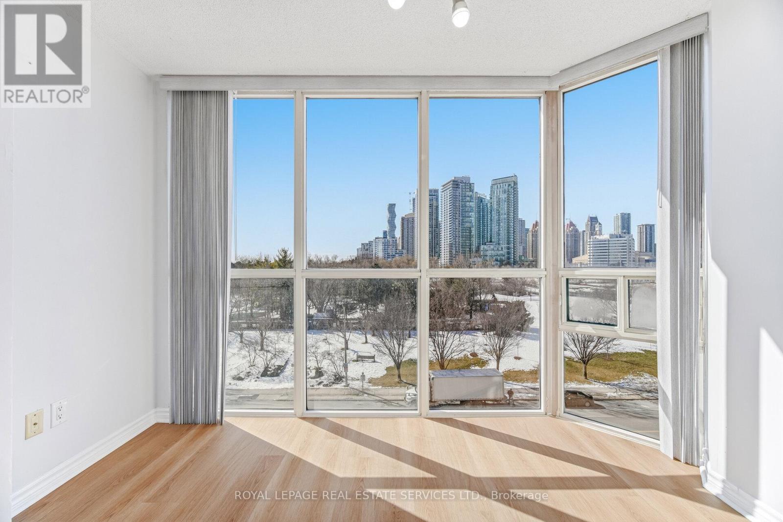 604 - 285 Enfield Place, Mississauga, Ontario  L5B 3Y6 - Photo 25 - W13216170