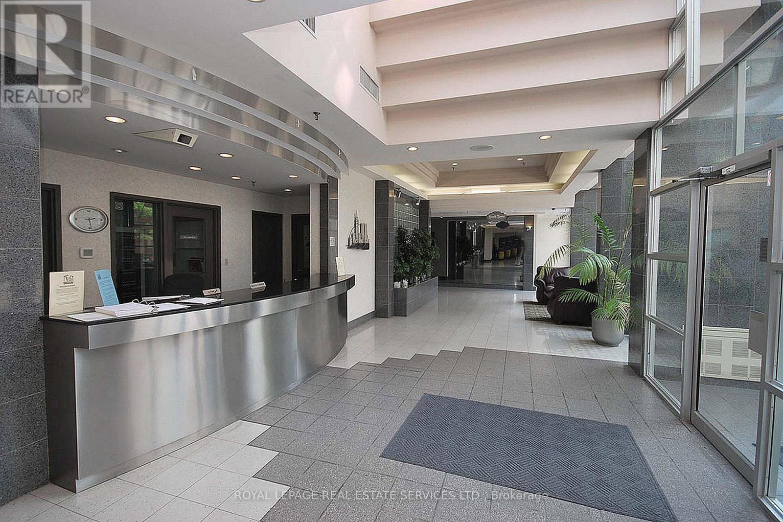 604 - 285 Enfield Place, Mississauga, Ontario  L5B 3Y6 - Photo 38 - W13216170