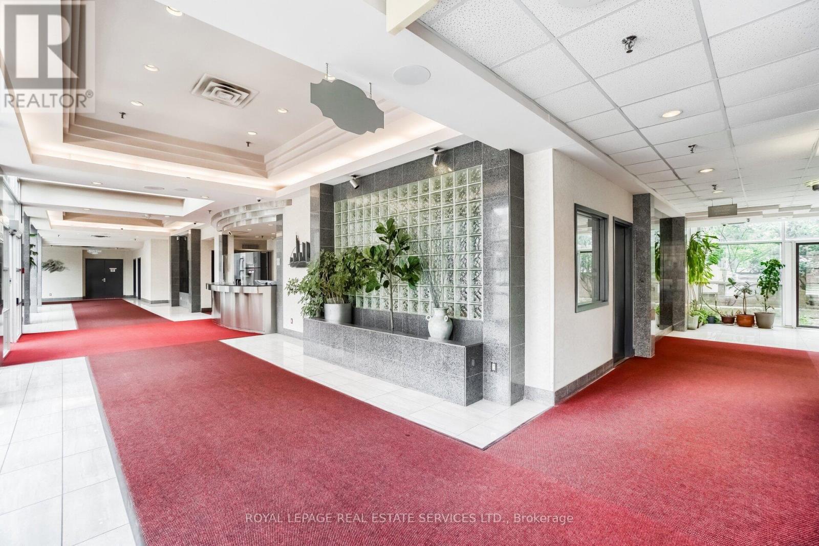 604 - 285 Enfield Place, Mississauga, Ontario  L5B 3Y6 - Photo 5 - W13216170