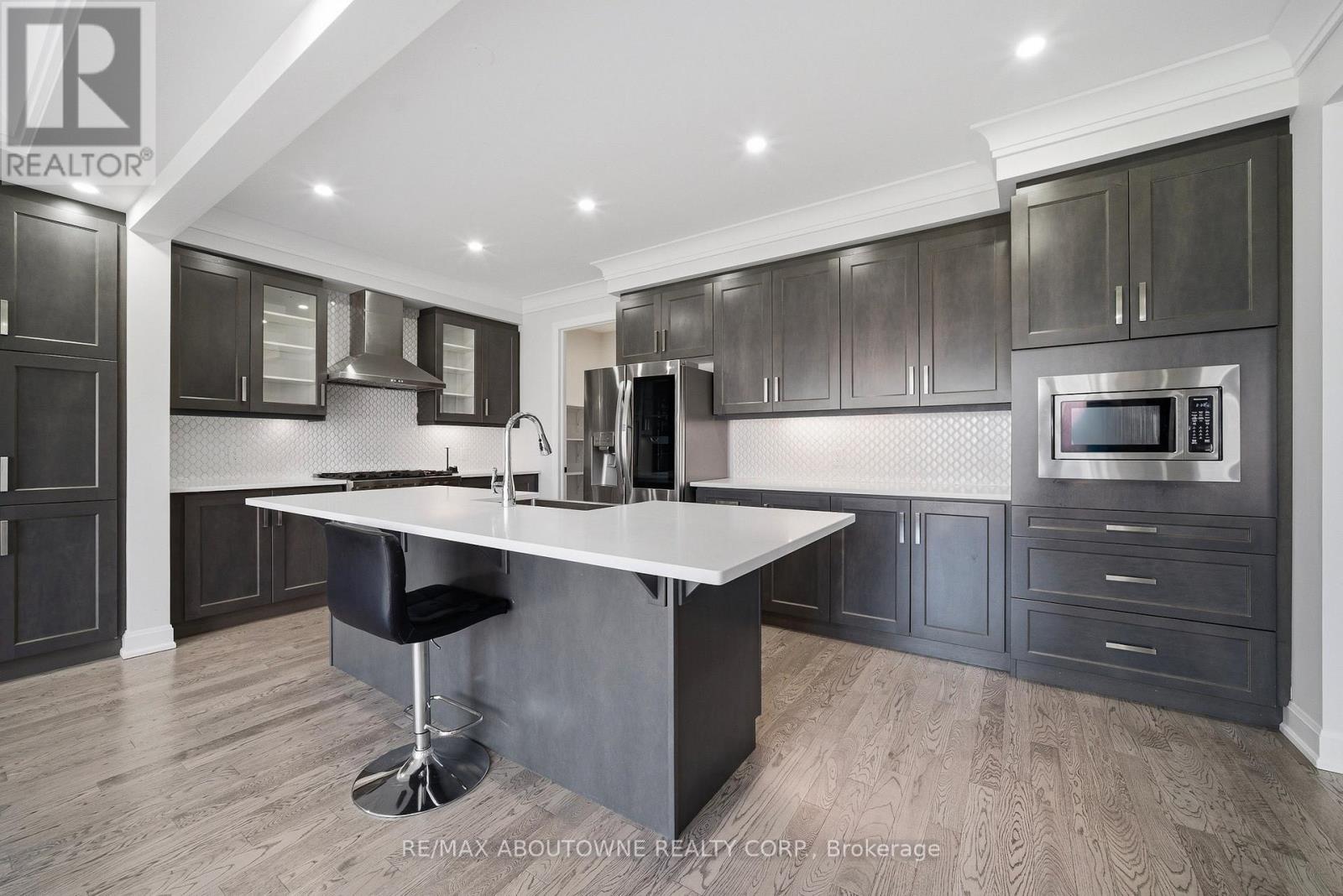 3281 Post Road, Oakville, Ontario  L6H 1L1 - Photo 13 - W13216190