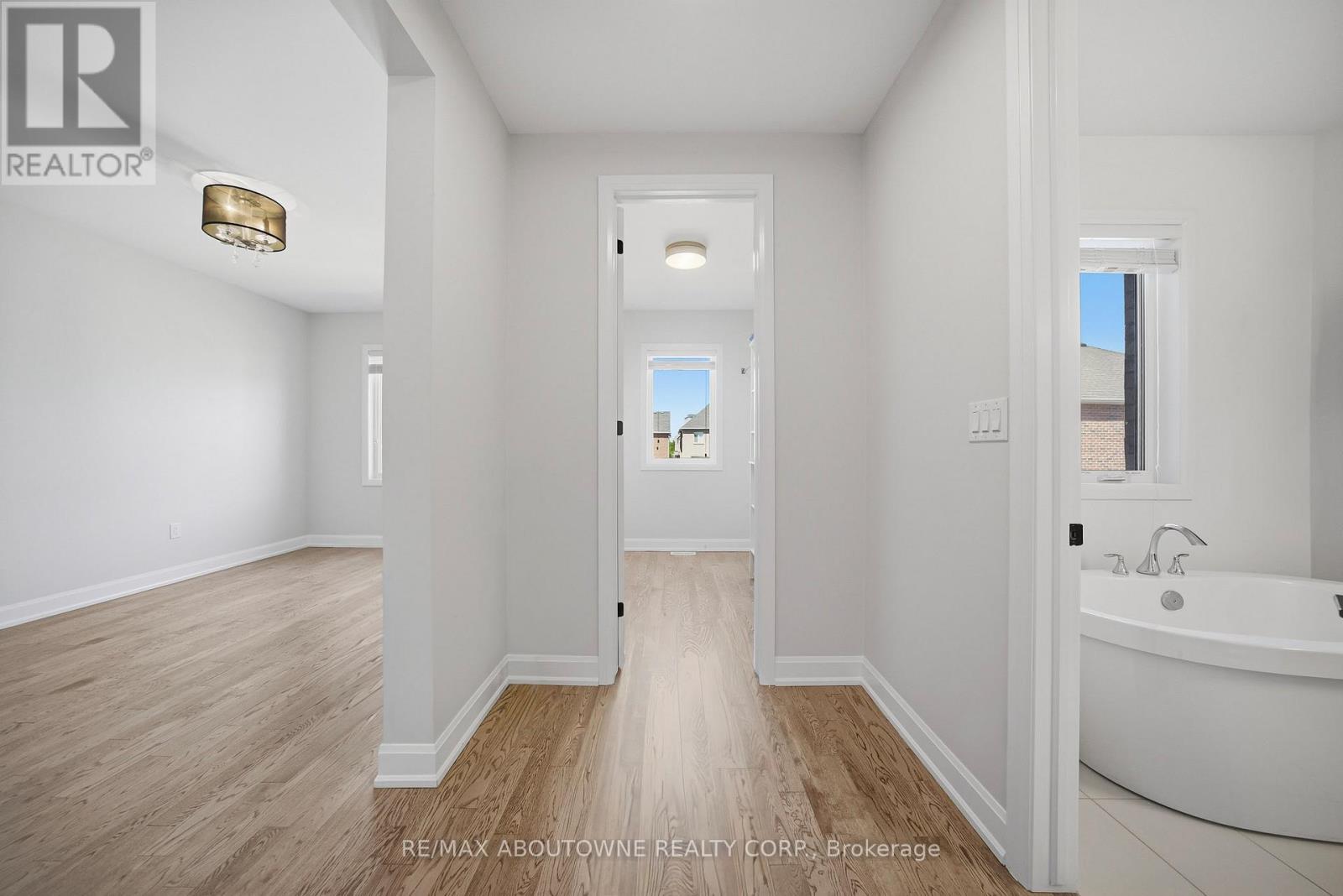 3281 Post Road, Oakville, Ontario  L6H 1L1 - Photo 29 - W13216190