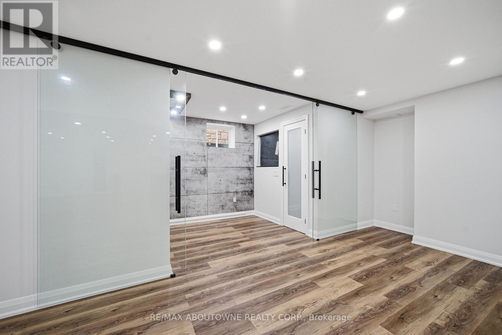 3281 Post Road, Oakville, Ontario  L6H 1L1 - Photo 42 - W13216190