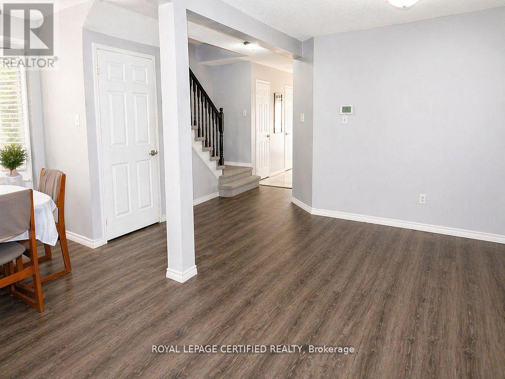 5126 Des Jardines Drive, Burlington, Ontario  L7L 6L7 - Photo 10 - W13216198