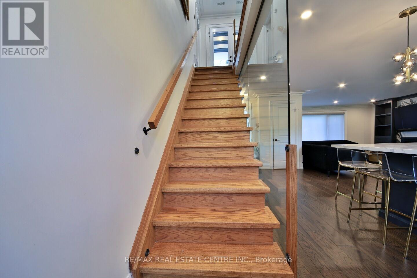187 Wyndham Street, Mississauga, Ontario  L5M 1N4 - Photo 13 - W13216208