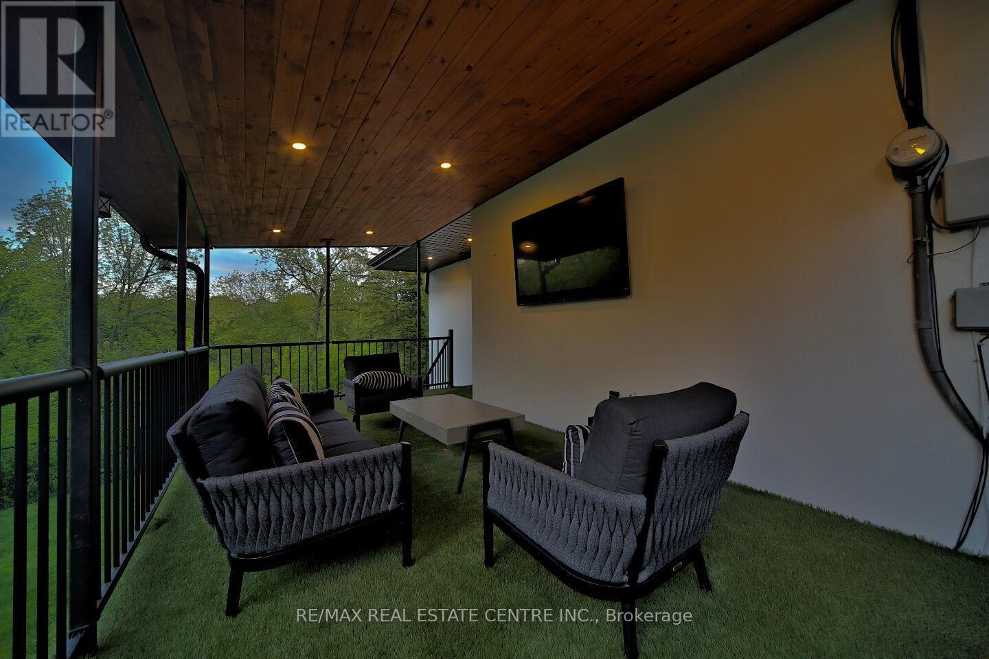 187 Wyndham Street, Mississauga, Ontario  L5M 1N4 - Photo 38 - W13216208