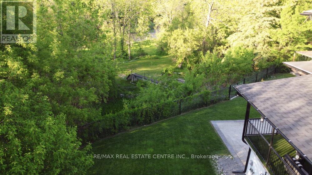 187 Wyndham Street, Mississauga, Ontario  L5M 1N4 - Photo 44 - W13216208