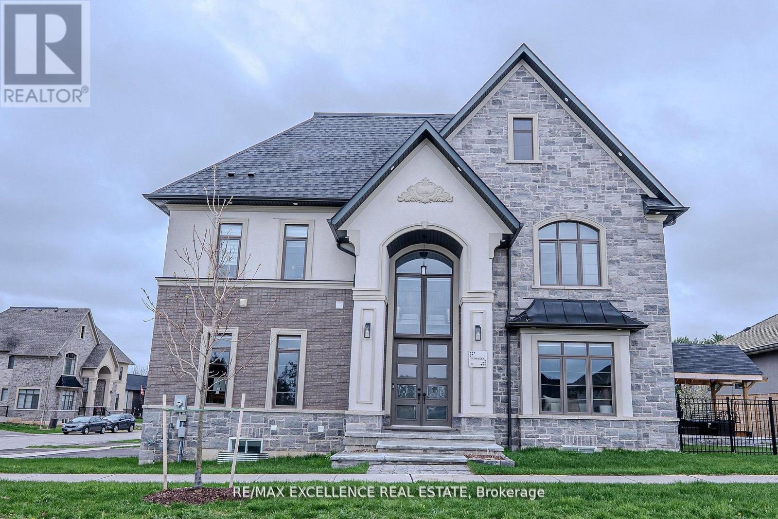 301 Somme Street, Woodstock, Ontario  N4T 0K3 - Photo 3 - X13216102