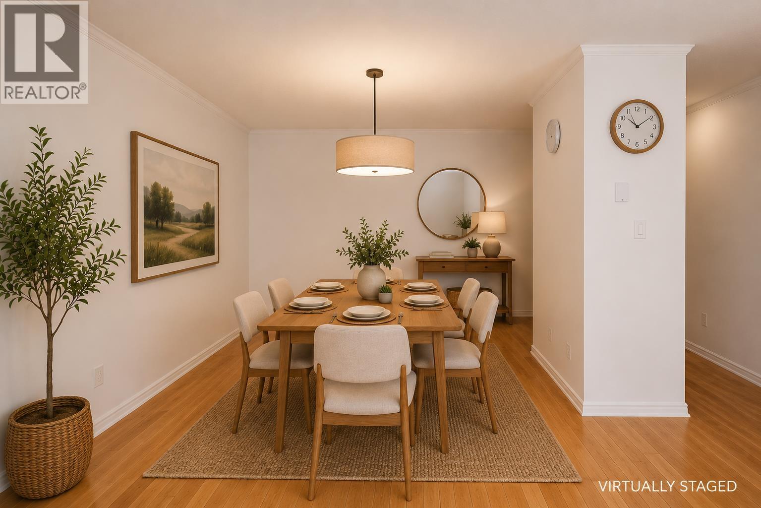 8328 Aspenwood Place, Burnaby, British Columbia V5A 3V3 - Photo 4 - R3114373