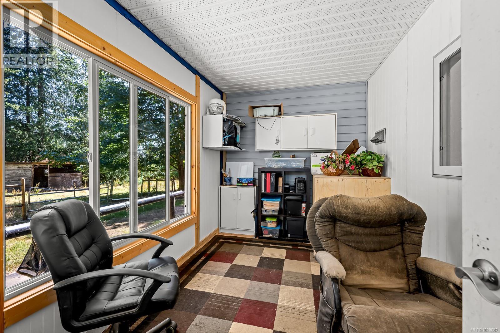 2468 Endall Rd, Black Creek, British Columbia  V0R 1C0 - Photo 39 - 1038682