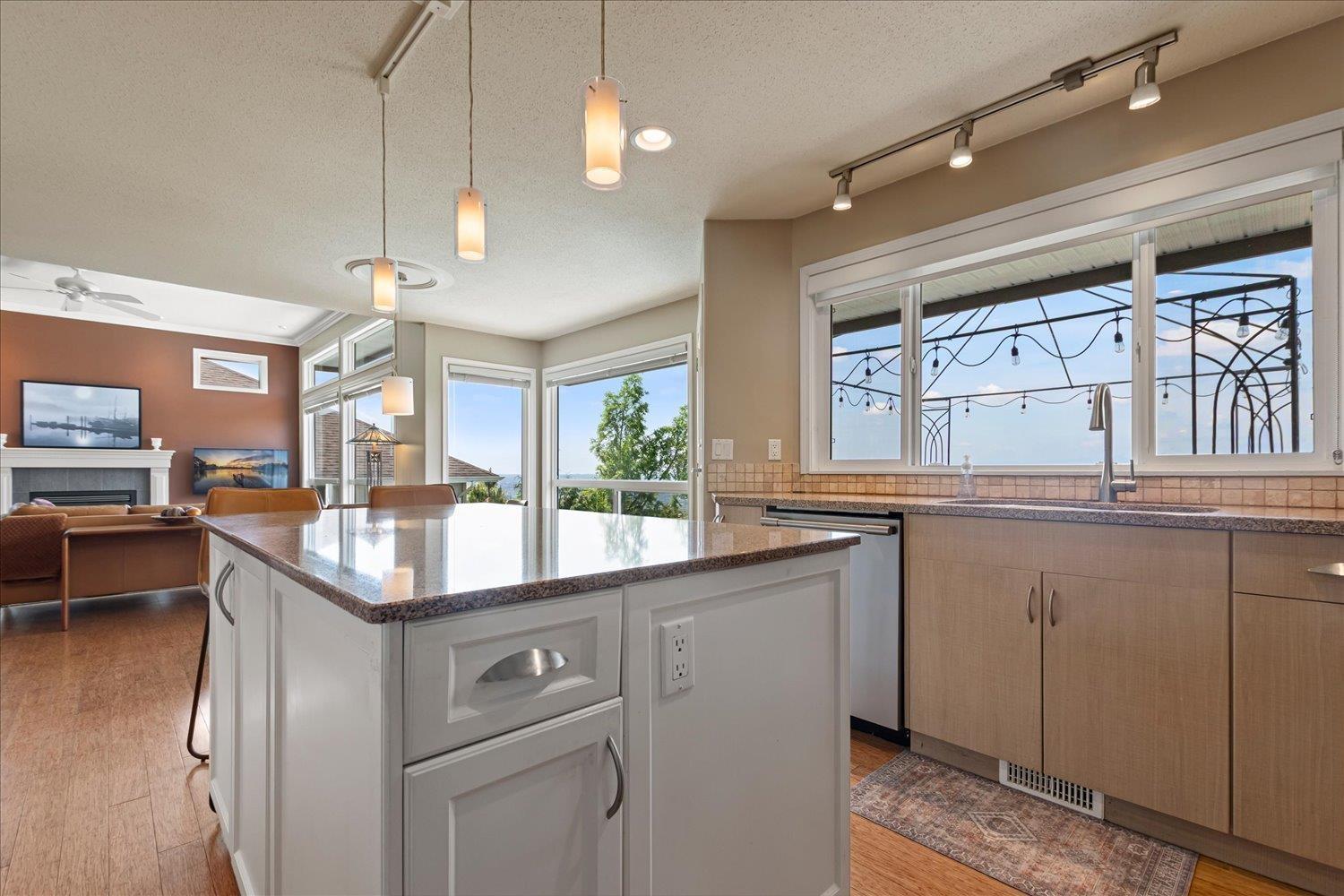 2 3504 Bassano Terrace, Abbotsford, British Columbia  V3G 2Z8 - Photo 19 - R3128770