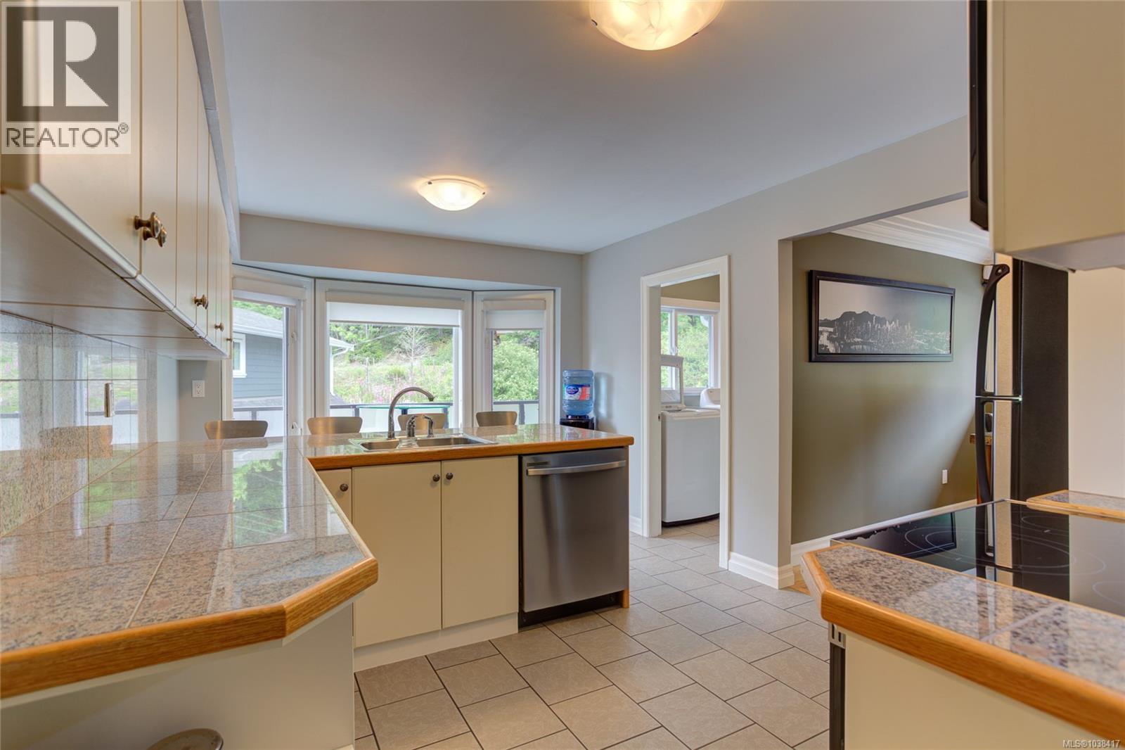 8136 Miracle Close, Youbou, British Columbia  V0R 3E1 - Photo 13 - 1038417