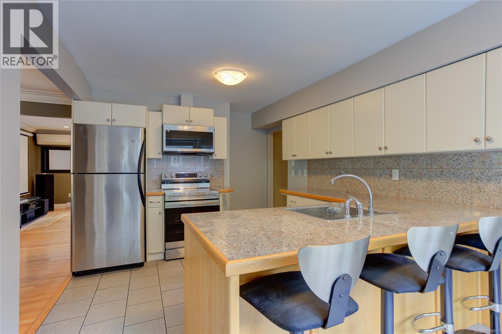 8136 Miracle Close, Youbou, British Columbia  V0R 3E1 - Photo 17 - 1038417