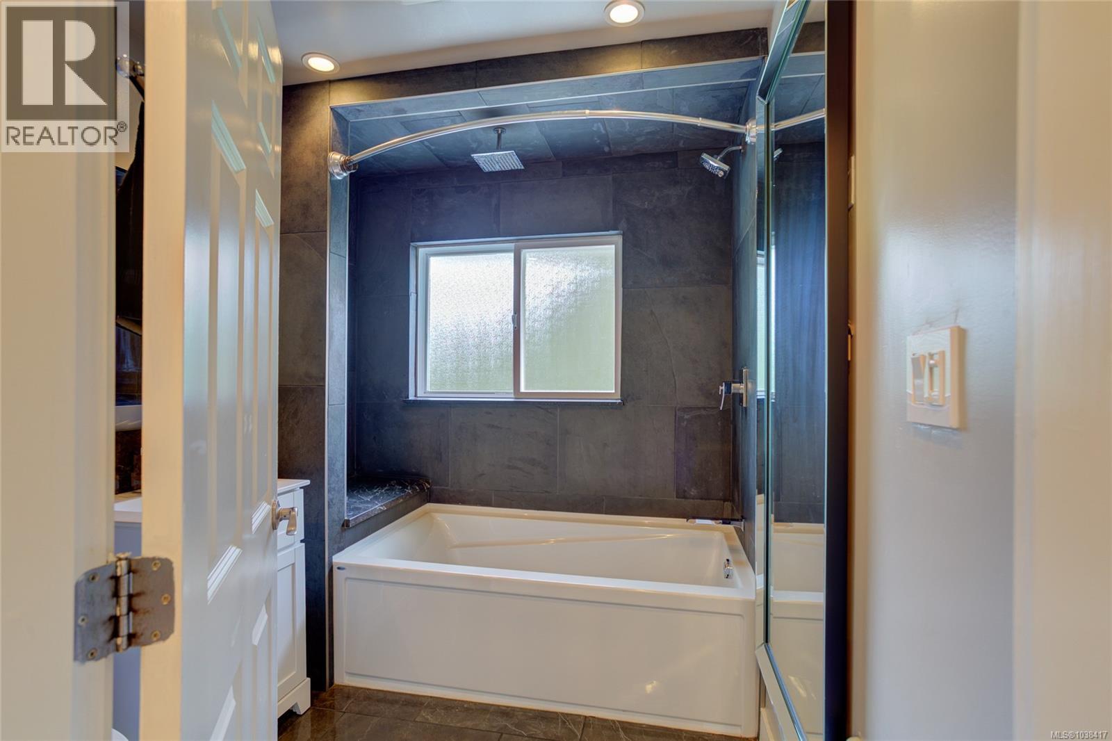 8136 Miracle Close, Youbou, British Columbia  V0R 3E1 - Photo 28 - 1038417