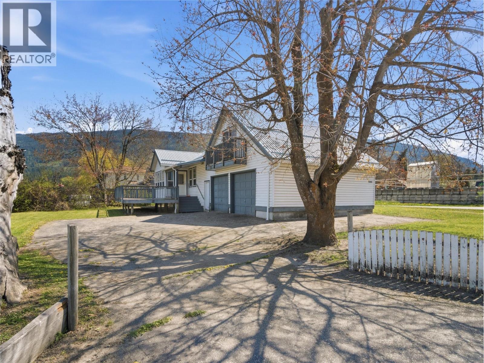 5041 75 Avenue NE, Salmon Arm, British Columbia  V0E 1K0 - Photo 43 - 10385502
