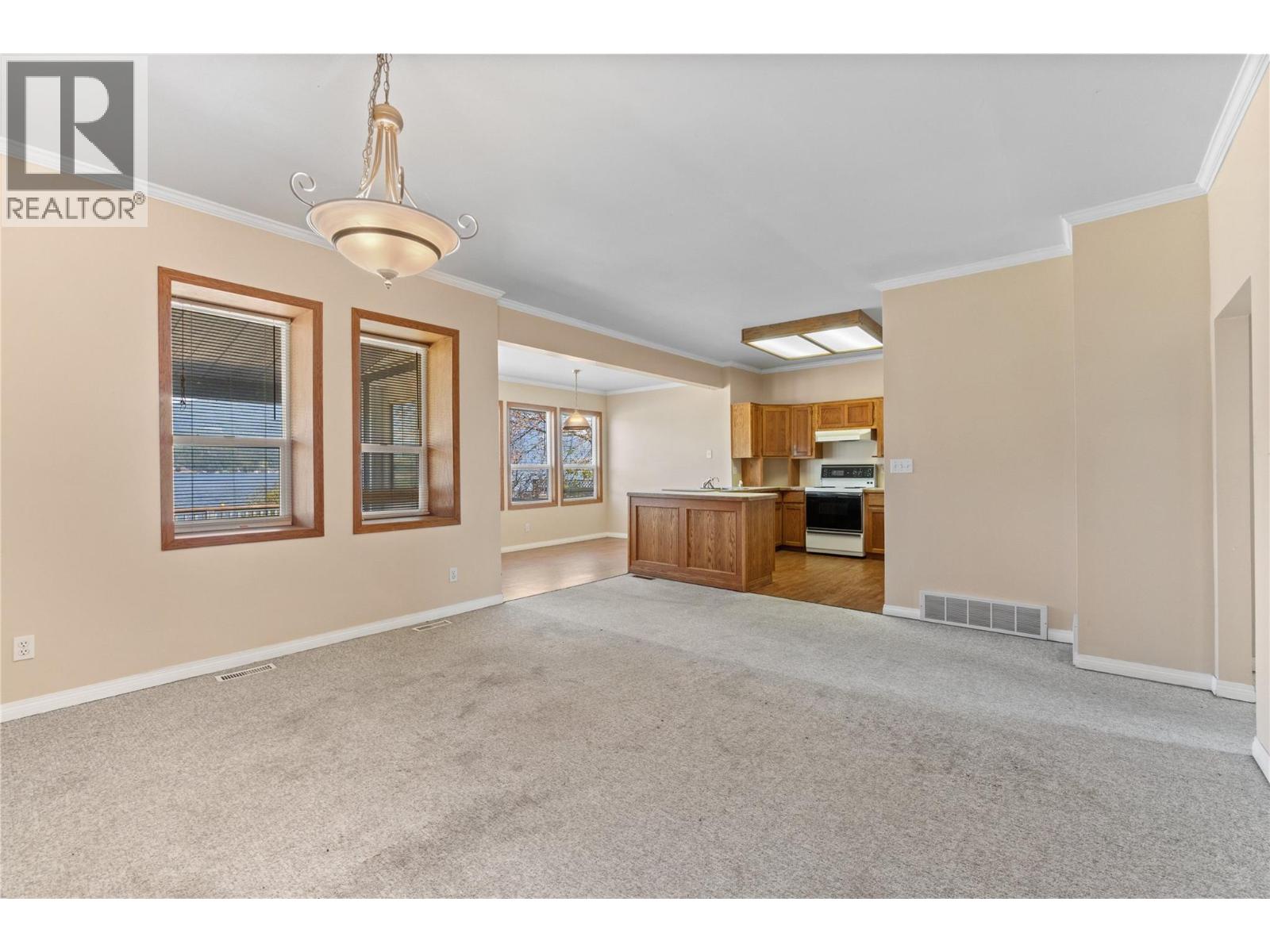 5041 75 Avenue NE, Salmon Arm, British Columbia  V0E 1K0 - Photo 22 - 10385502