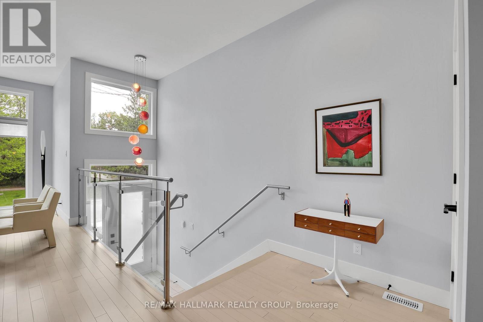 40 Byron Avenue, Ottawa, Ontario K1Y 3J1 - Photo 3 - X13216288